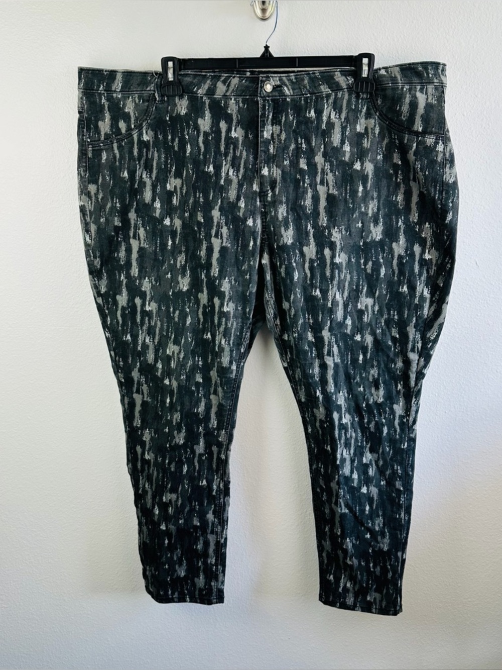 Ellos Black Gray White Splatter Print Jeans Size 28W